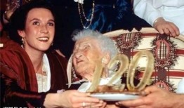 传奇老太太最新爆料视频,最新爆料视频背后的惊人真相